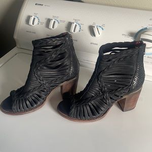 Freebird Bella booties